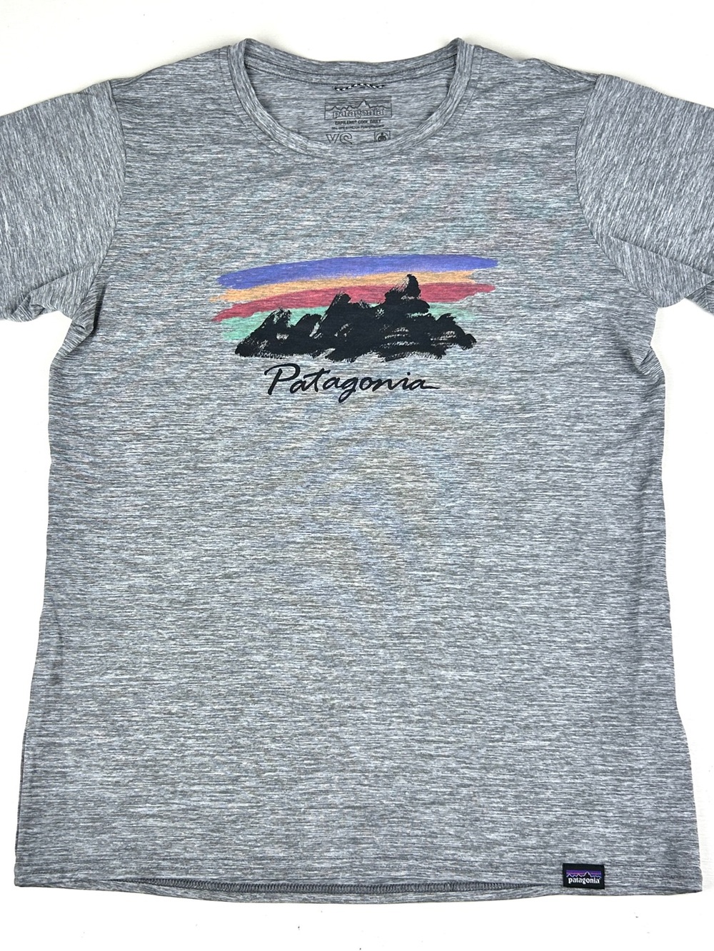 Patagonia Women’s Capilene Cool Daily XS Gray Heather Crew Neck Short Sleeve Tee